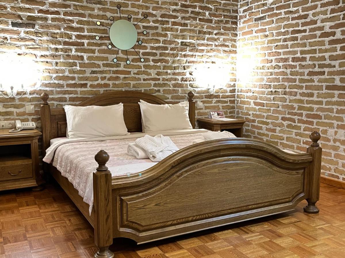 Orbita Hotel Шымкент Экстерьер фото