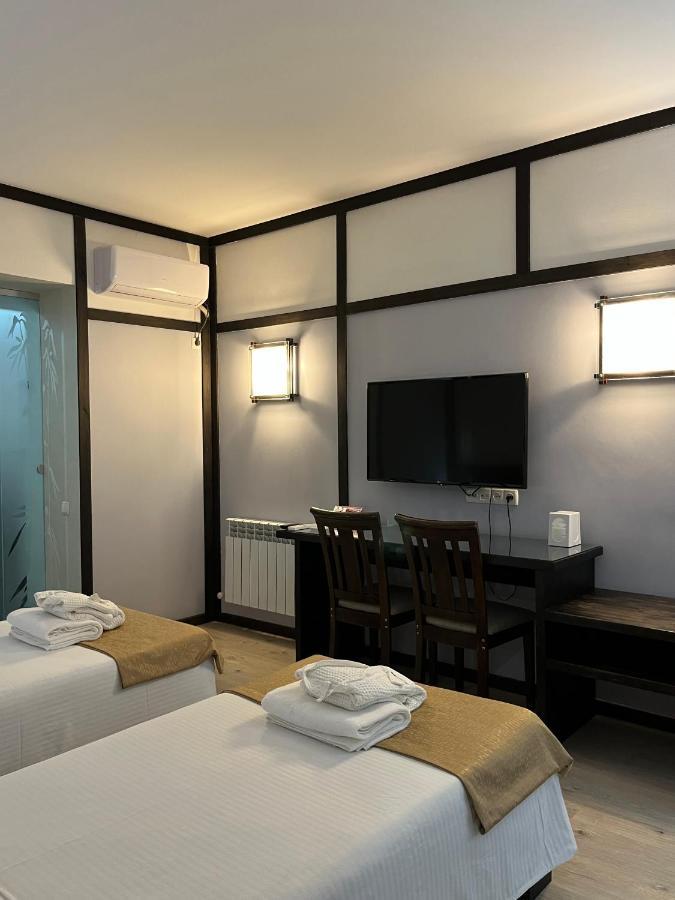 Orbita Hotel Шымкент Экстерьер фото